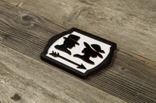 Załaduj obraz do przeglądarki galerii, Retro Style Wooden Restroom Door Signs Set