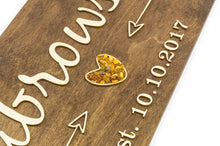 Załaduj obraz do przeglądarki galerii, Family Name Sign, Established Sign