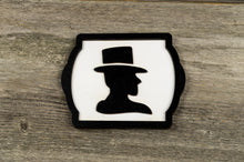 Załaduj obraz do przeglądarki galerii, Retro Style MEN Wooden Restroom Door Sign