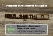Załaduj obraz do przeglądarki galerii, Personalised Wooden Desk Name Plate. Teacher Gift. Custom last name plate. Graduation.