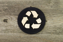 Załaduj obraz do przeglądarki galerii, Recycling sign