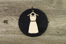 Załaduj obraz do przeglądarki galerii, Women Changing Room Sign.