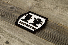 Załaduj obraz do przeglądarki galerii, Retro Style Wooden Restroom Door Signs Set
