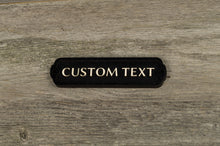 Załaduj obraz do przeglądarki galerii, Personalized Door Sign with Your Custom Text
