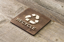 Załaduj obraz do przeglądarki galerii, Recycling sign
